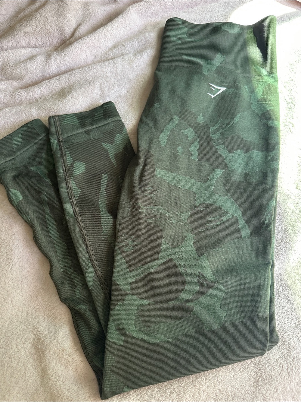 Gymshark Women's Green Camo Leggings